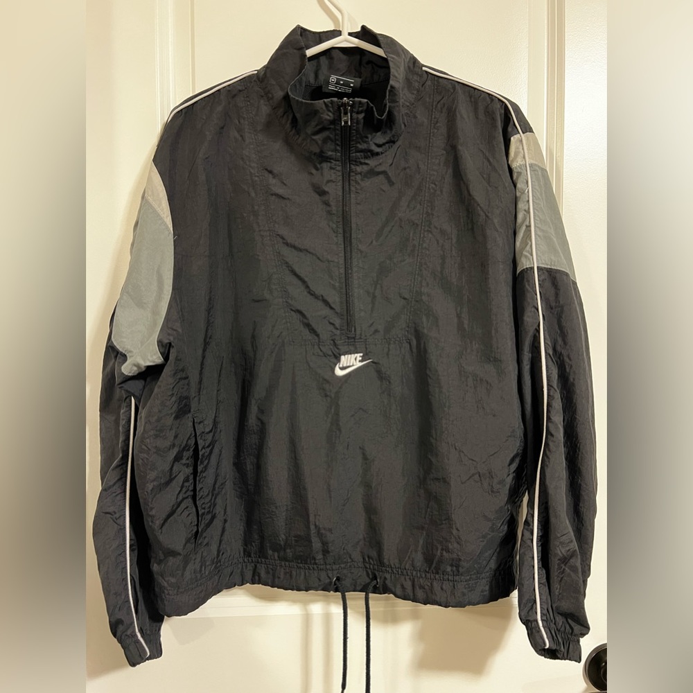 VINTAGE NIKE WOMENS CROP WINDBREAKER